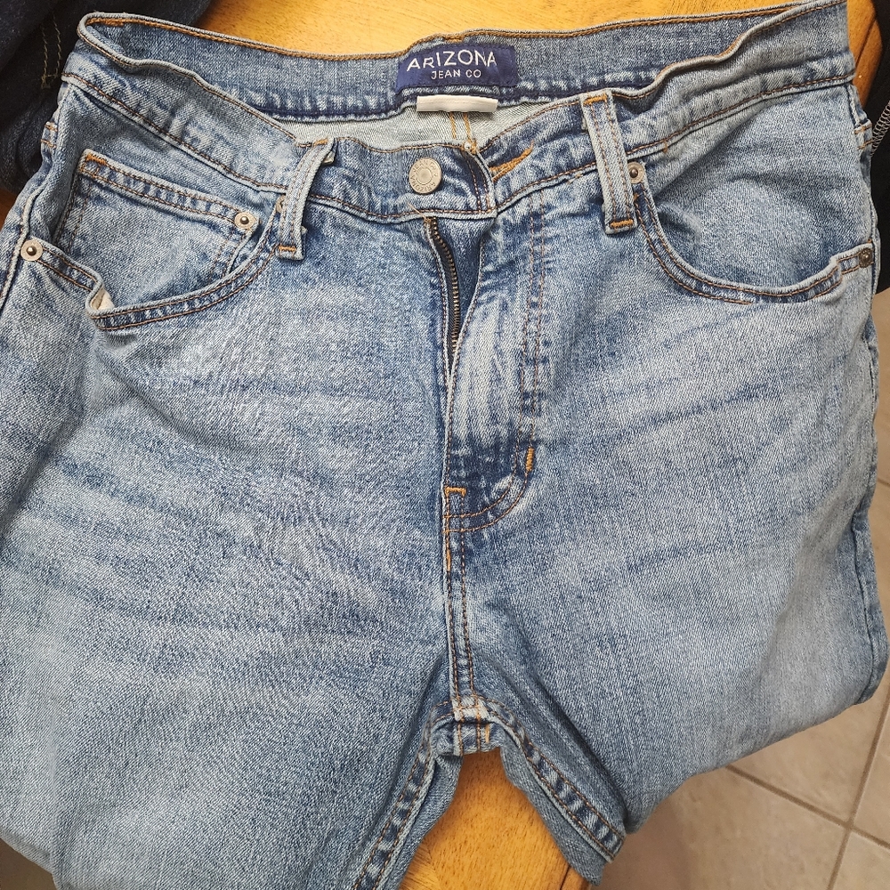 Men's Arizona bootcut jeans. Size W31 L30